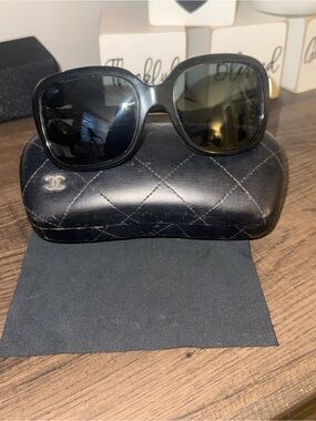CHANEL Black Oversized Square Sunglasses with Quilted Case bow tie